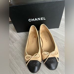 CHANEL Beige Tan Black Leather CC Cap Toe Ballet Flats  (35.5 / 5.5)